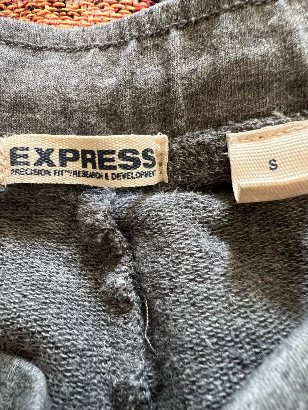 Express jogging set - Picture 2 of 11